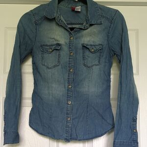 H&M Divided Blue Button Down Shirt